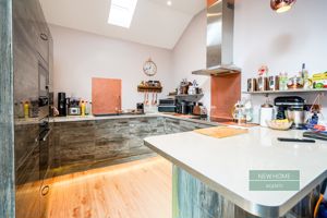 Photo 21- click for photo gallery